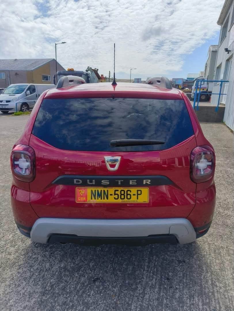 DACIA DUSTER TECH ROAD SPECIAL EDITION view 2